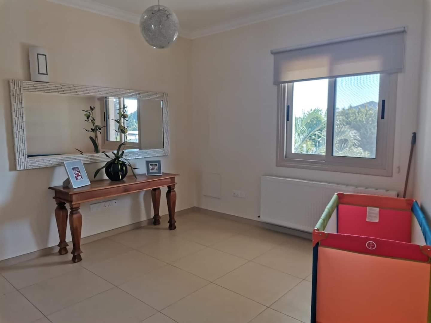 Orchard Blossom Private With Pool Phrenaros