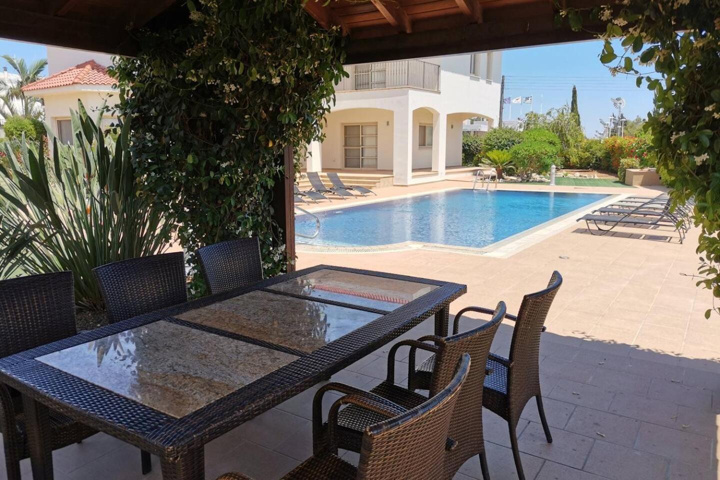 Orchard Blossom Private With Pool Villa Phrenaros